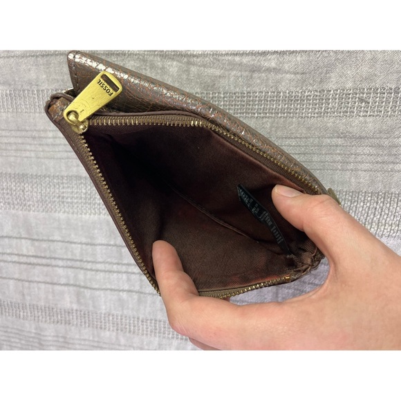 Fossil Preston Flap Clutch (Metallic) - Picture 4 of 5